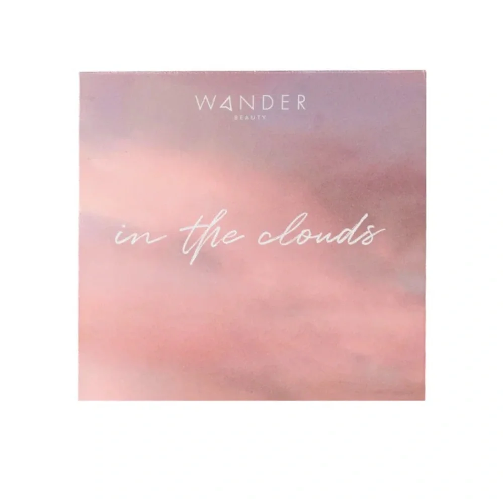 Wander Beauty In The Clouds Eyeshadow Palette 9 Shade Matte Shimmer Glitter